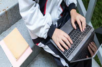 报考江苏大学在职研究生有用吗？